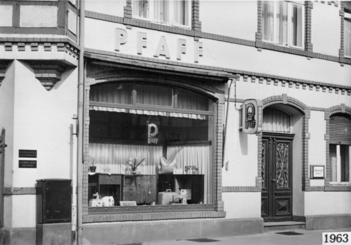 Neue Burg ID 24416